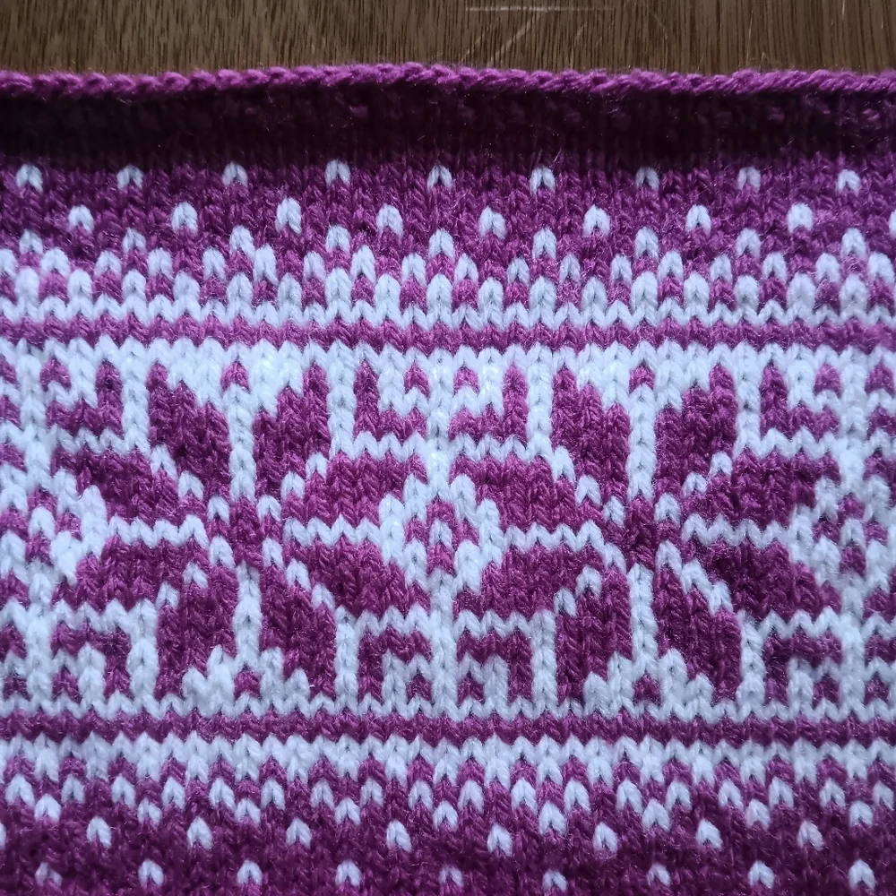Handmade Handknit Women's Magenta & Ivory Scandinavian Motif Cowl Scarf